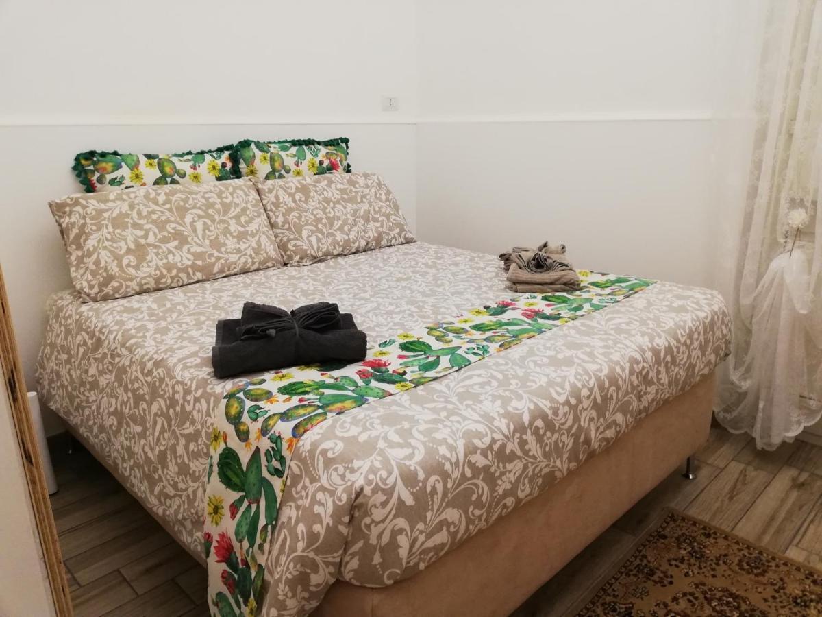 Cammileddi Apartment คาตาเนีย ภายนอก รูปภาพ