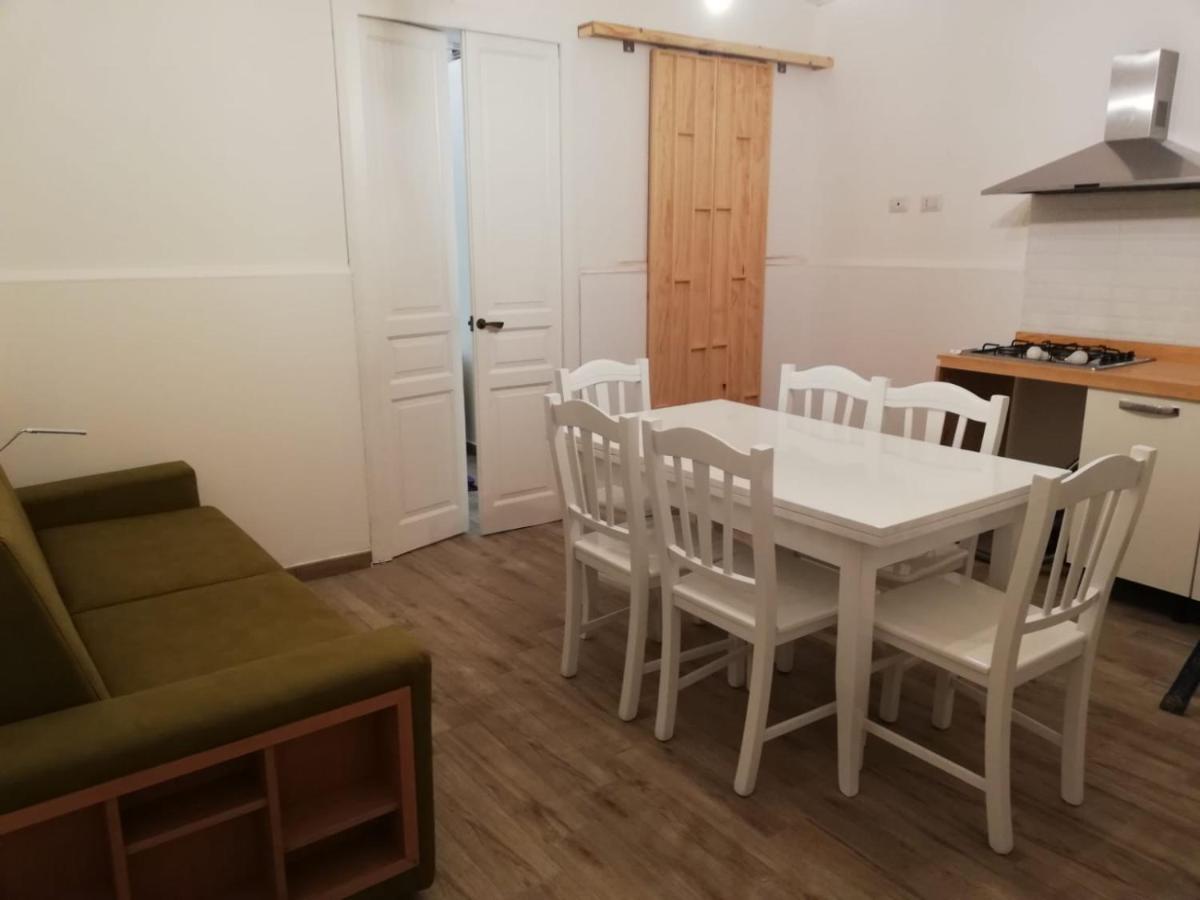 Cammileddi Apartment คาตาเนีย ภายนอก รูปภาพ