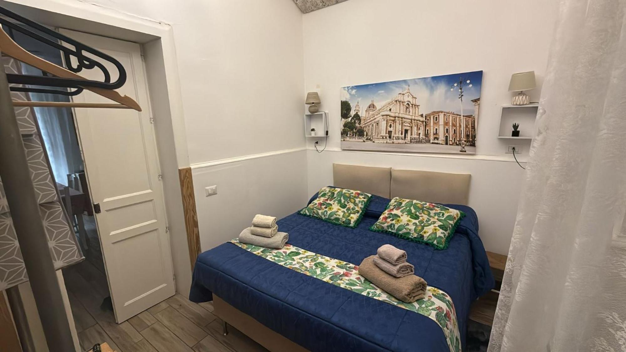 Cammileddi Apartment คาตาเนีย ภายนอก รูปภาพ